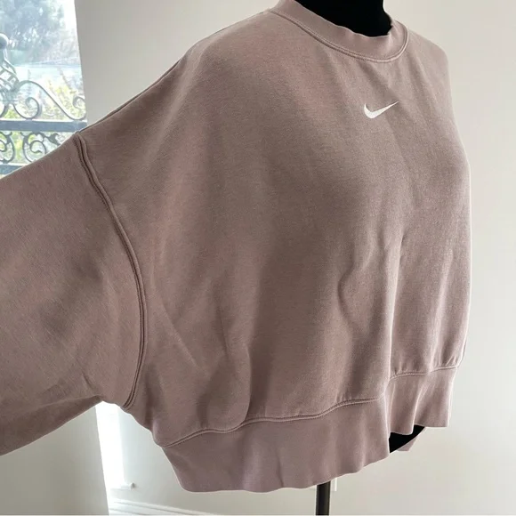 Nike Sportswear Phoenix Dusty Pink Crewneck Sweatshirt - Picture 3 of 11